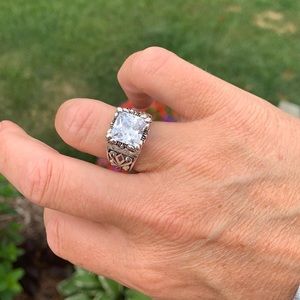 R0891 Retired Silpada uptown ring size 8